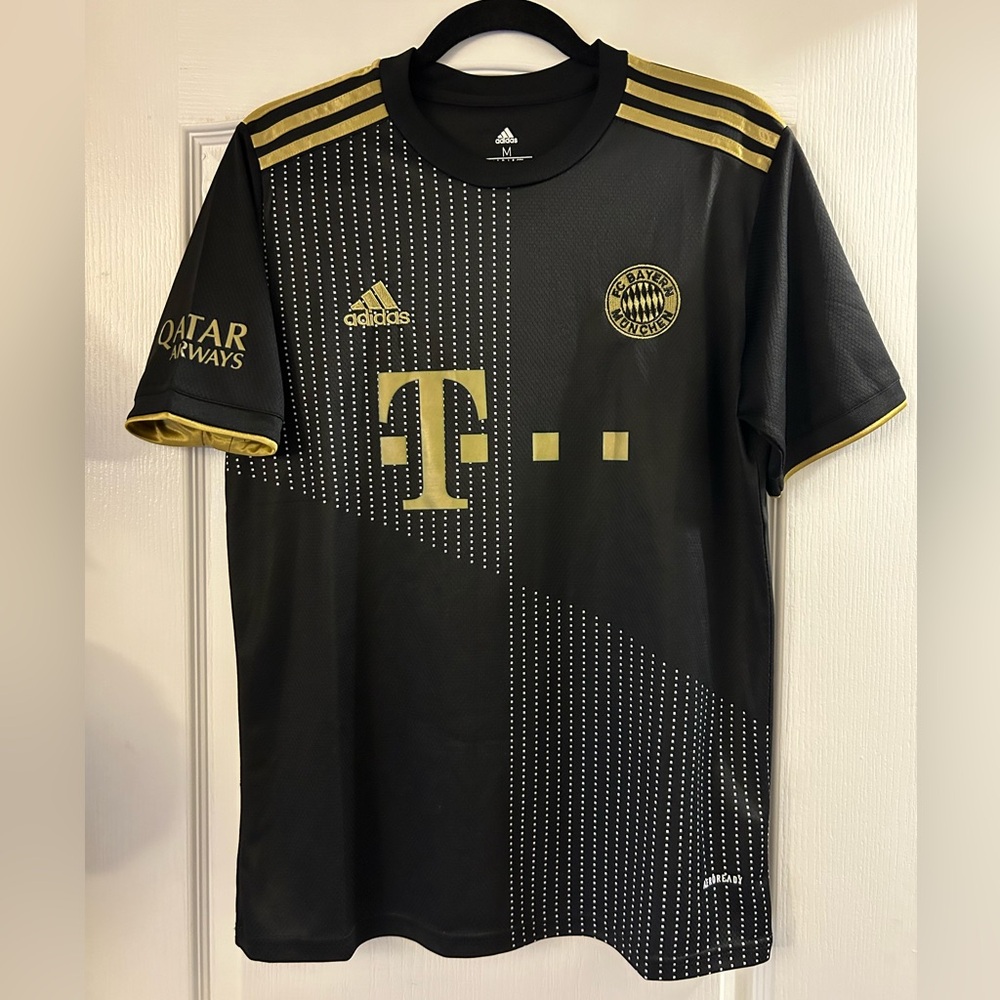 Bayern Munich 21/22 Adidas Away Jersey